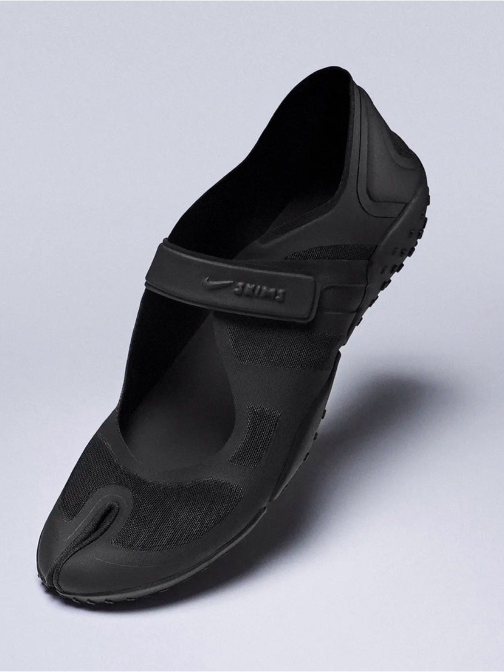 Skims x Nike Mesh Rift